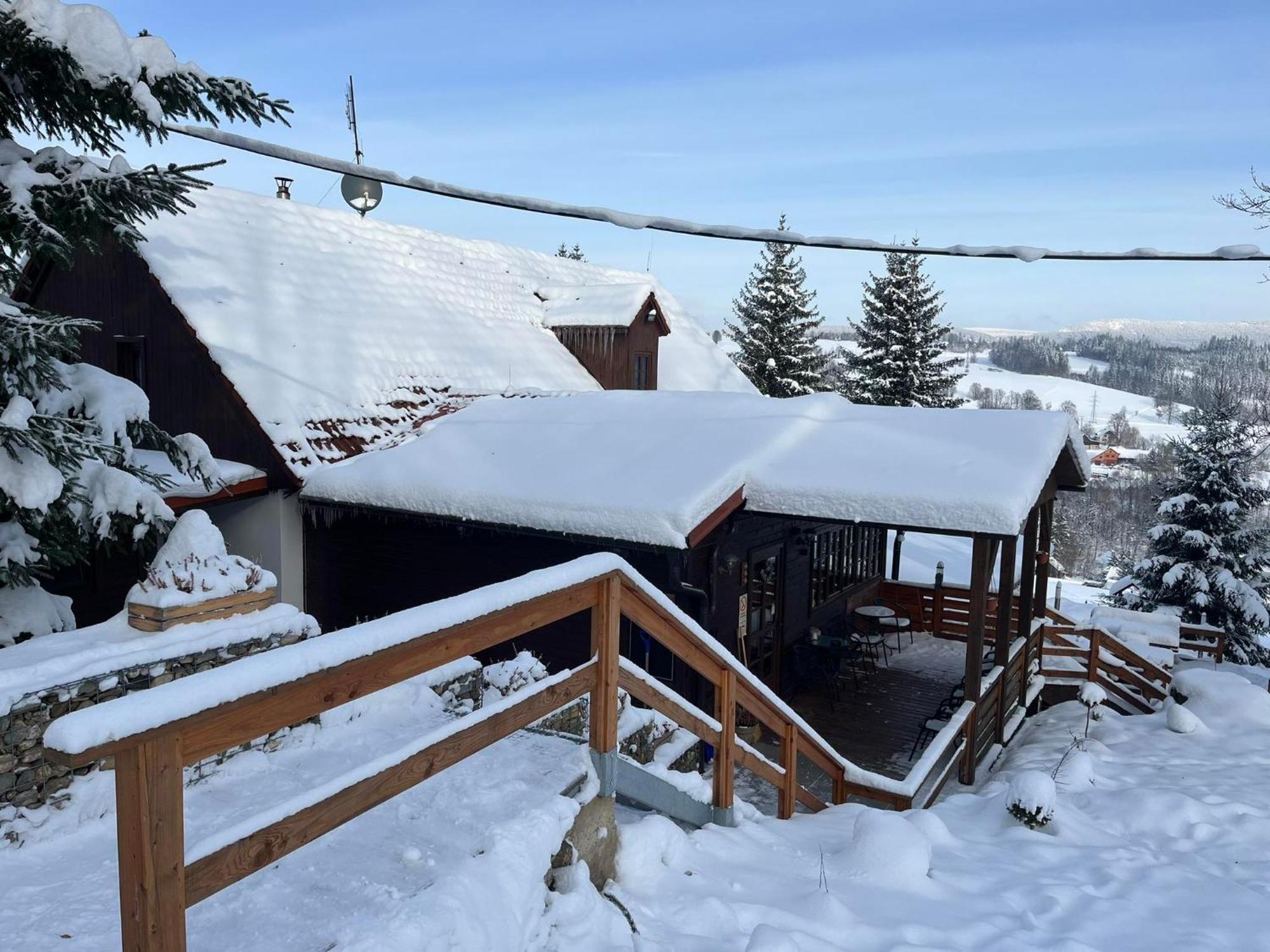Penzion Harry Na Sjezdovce Krkonose Vysoké nad Jizerou Dış mekan fotoğraf