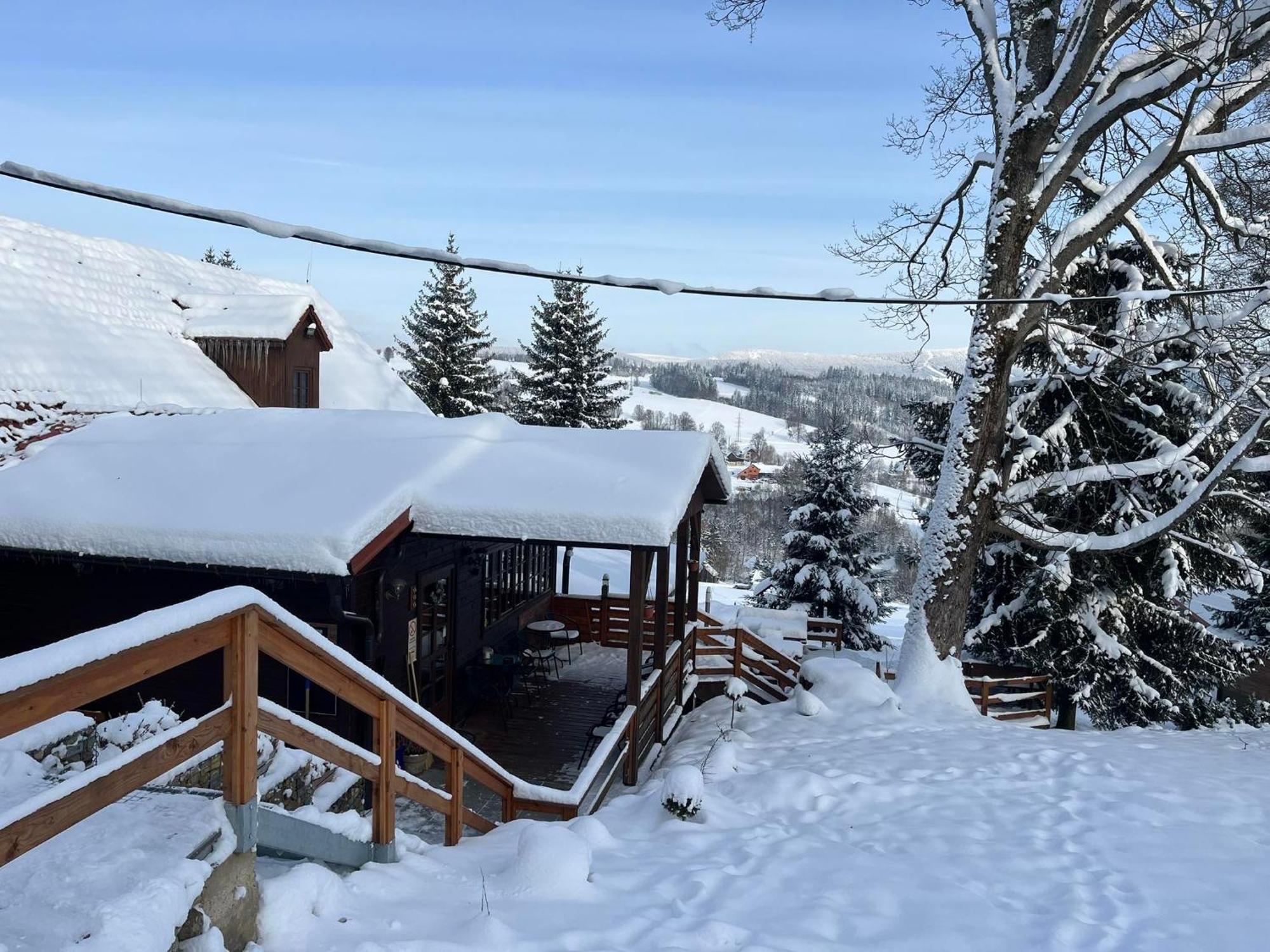 Penzion Harry Na Sjezdovce Krkonose Vysoké nad Jizerou Dış mekan fotoğraf