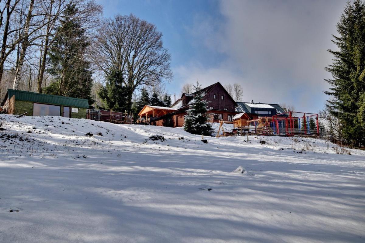 Penzion Harry Na Sjezdovce Krkonose Vysoké nad Jizerou Dış mekan fotoğraf